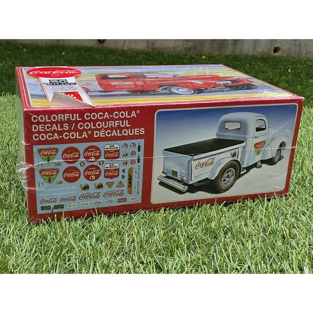 AMT 1940 Willys Pickup Coke Plastic Model Truck Kit #1145 1/25 New Sealed*Rip In